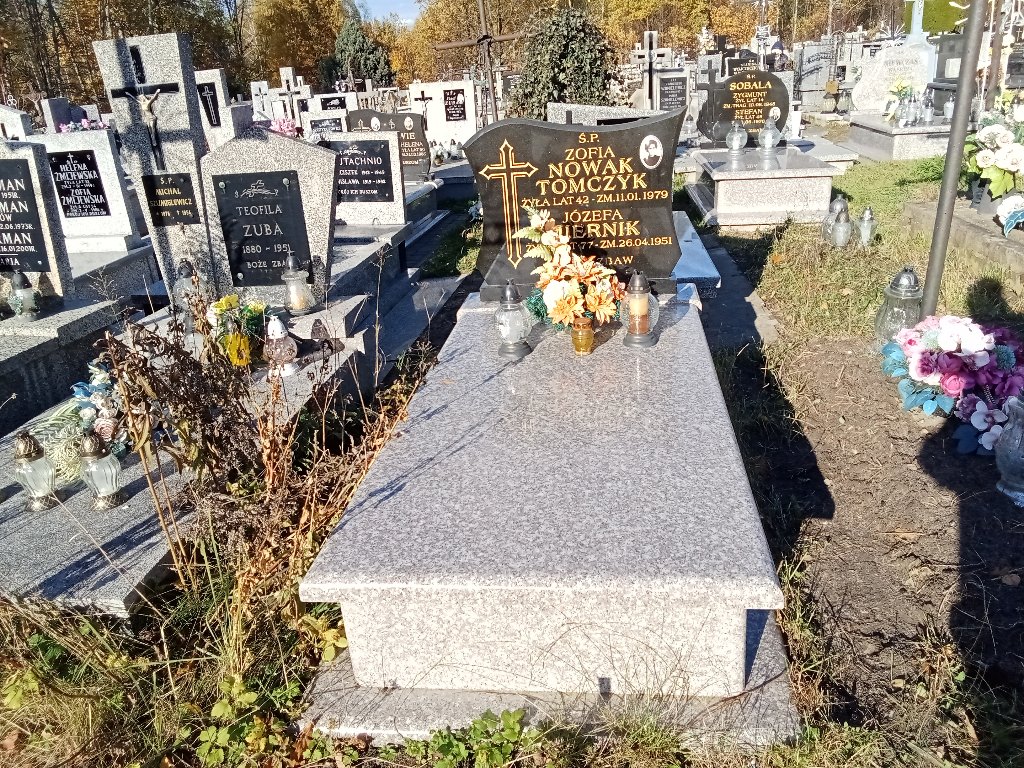 Grób Zofia Nowak-Tomczyk