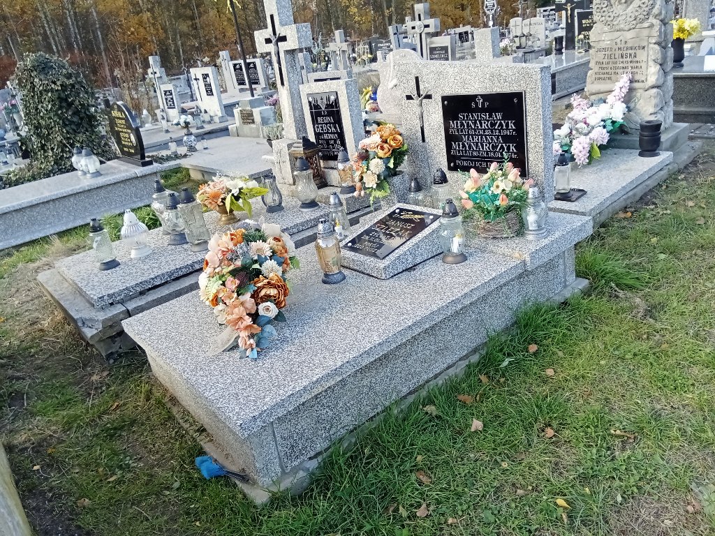 Grób Janusz Szlęzak