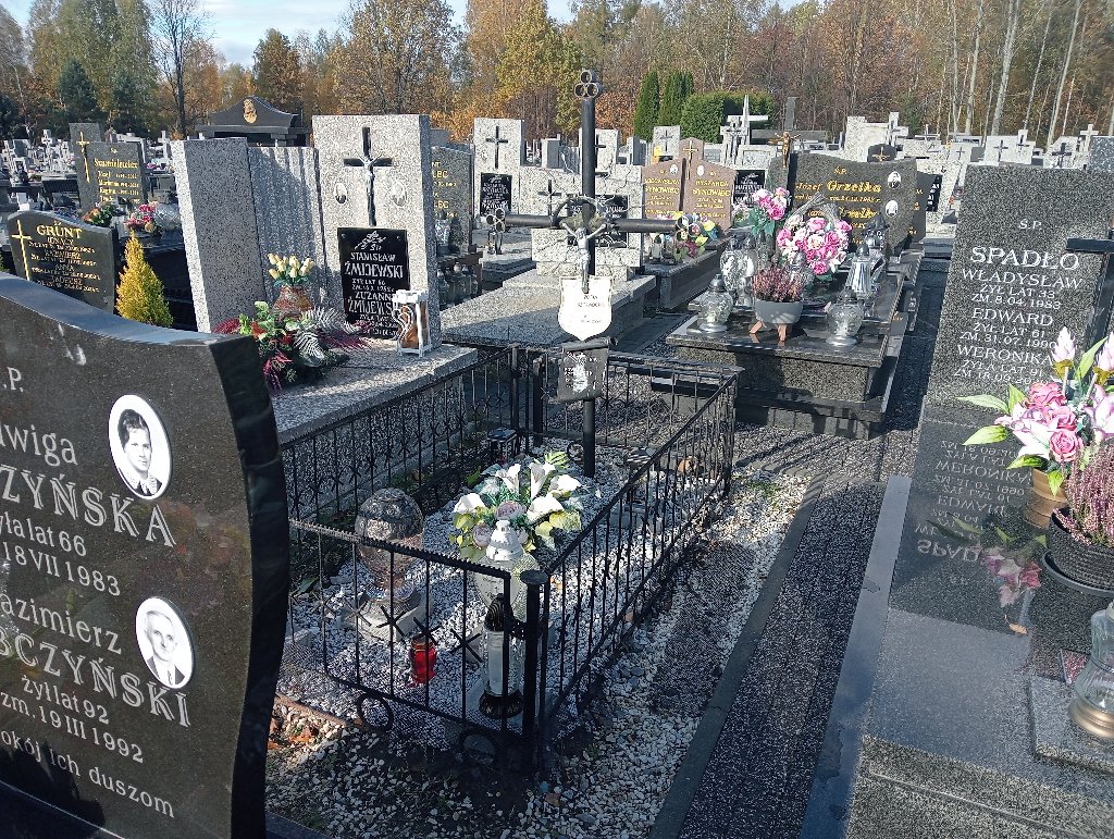 Grób Zofia Sztandera