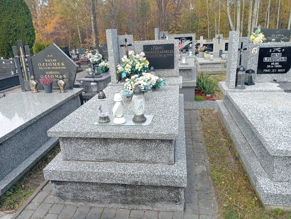 Grób Bogumiła Czarnecka