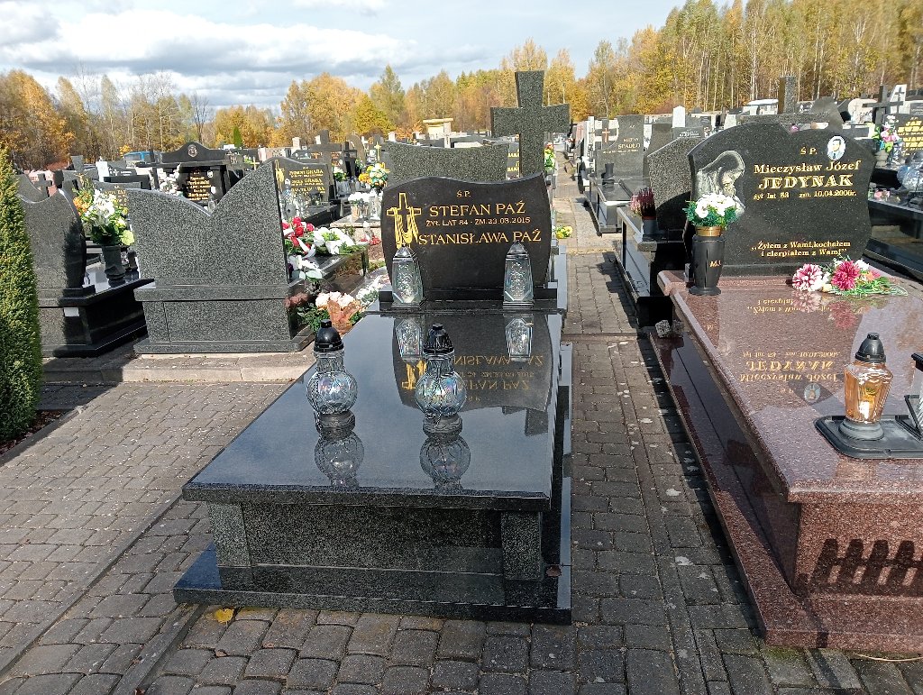 Grób Stanisława Paź